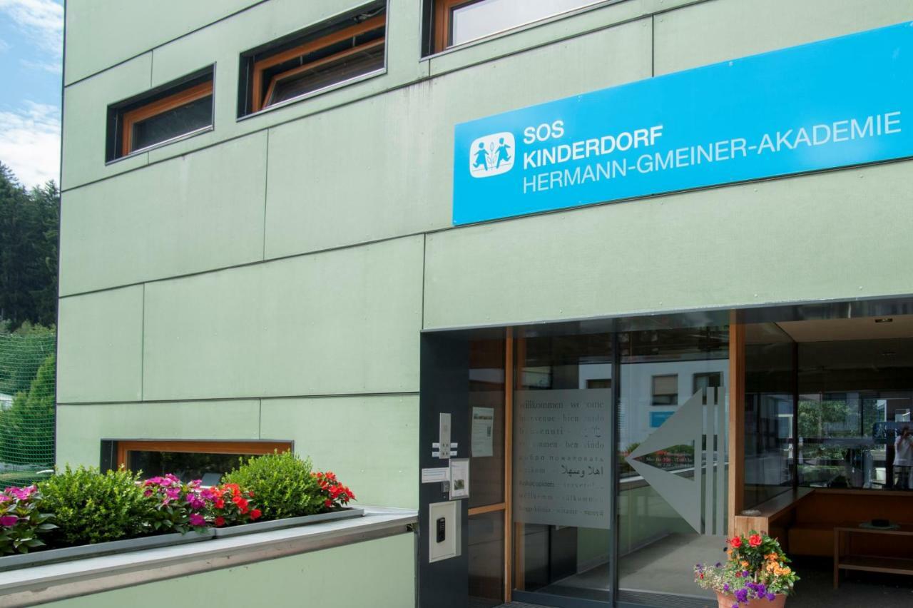 Hermann-Gmeiner-Akademie Hotel Innsbruck Exterior foto